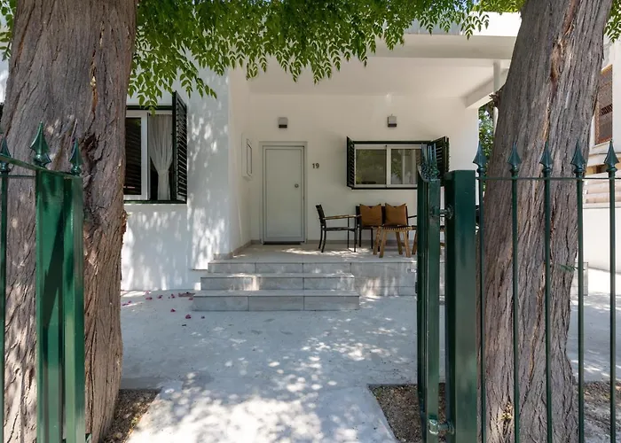 アパート Arty Haven - Spacious 3-br House In *